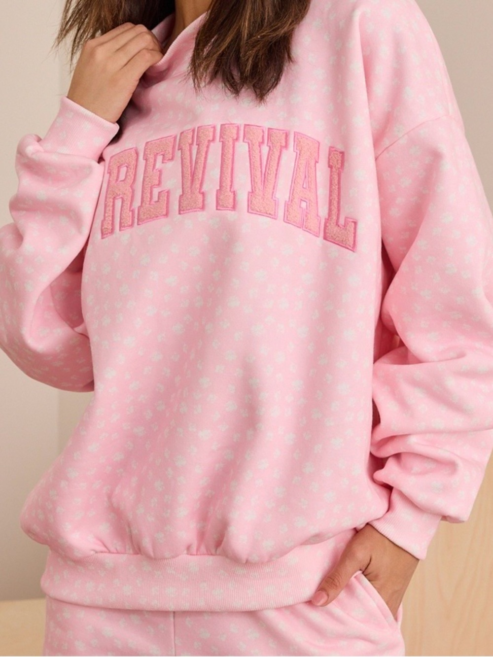 NEW Altar’d State AS Revival Pink Pullover Sweatshirt Size Large NWT